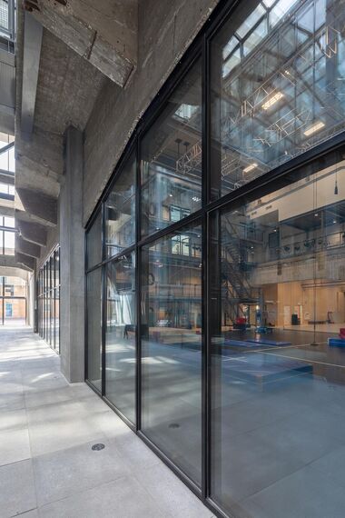 presto 50 Doors, presto 50 Windows, unico xs Windows and thermfix vario Curtain Walls - Fenix I, Rotterdam located in Rotterdam, The Netherlands
