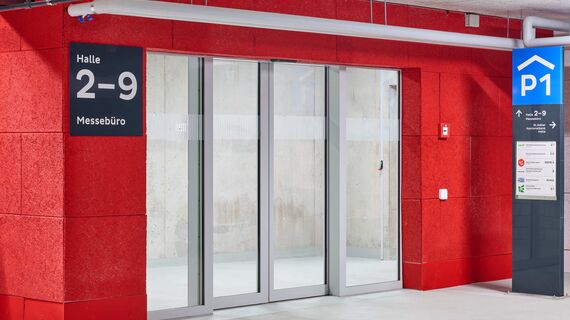 fuego light Sliding systems, fuego light Doors and unico Doors - St. Galler Kantonalbank Hall located in St. Gallen, Switzerland
