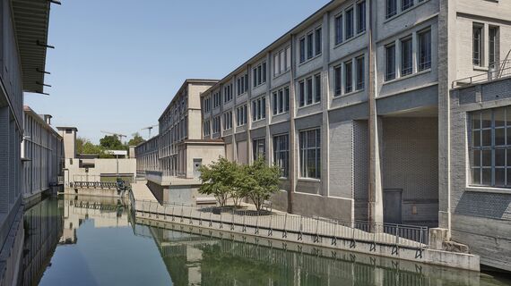 unico Doors and unico xs Windows - Conversion of the Papieri site in Cham located in Cham, Switzerland